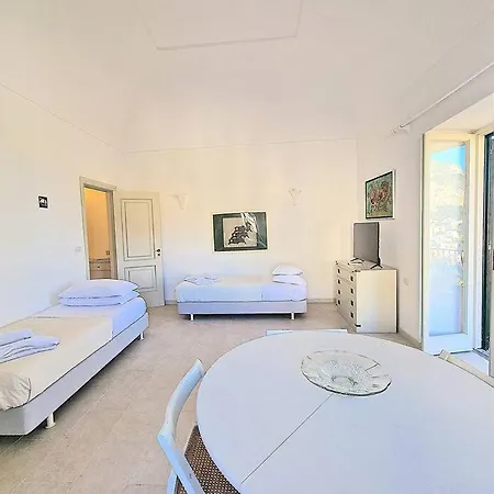 Casa Api Capri